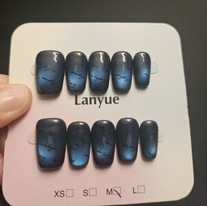 Lanyue Blue Ombre Marble Press-On Nail Set